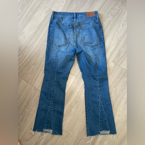 Madewell denim distressed light wash cali Demi bootcut in timpson wash - Picture 3 of 5